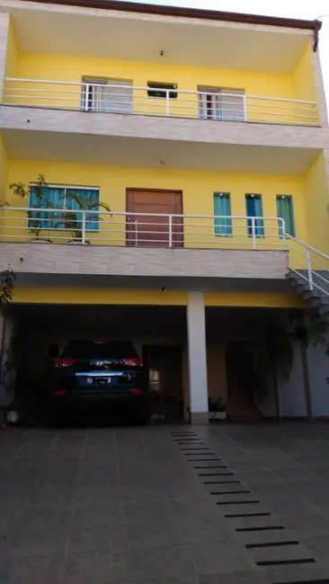 Sobrado com 3 quartos à venda, 136m2 em Vila Curuçá, Santo Andre - SP - imagem 3 Foto 3 de Sobrado com 3 quartos à venda, 136m2 em Vila Curuçá, Santo Andre - SP