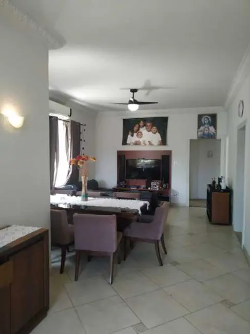 Casa com 3 quartos à venda, 180m2 em Rio De Janeiro - RJ - imagem 4 Foto 4 de Casa com 3 quartos à venda, 180m2 em Rio De Janeiro - RJ