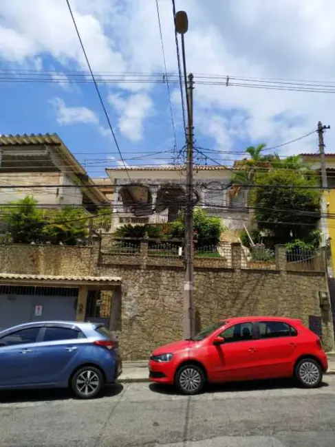 Foto 1 de Casa com 3 quartos à venda, 180m2 em Rio De Janeiro - RJ