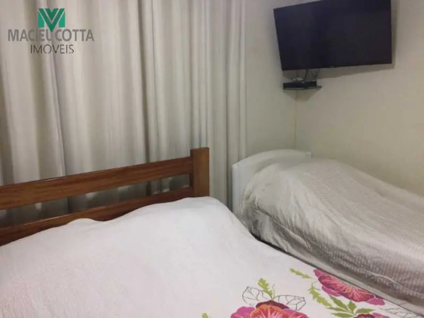 Foto 9 de Casa com 4 quartos à venda, 200m2 em Rio De Janeiro - RJ