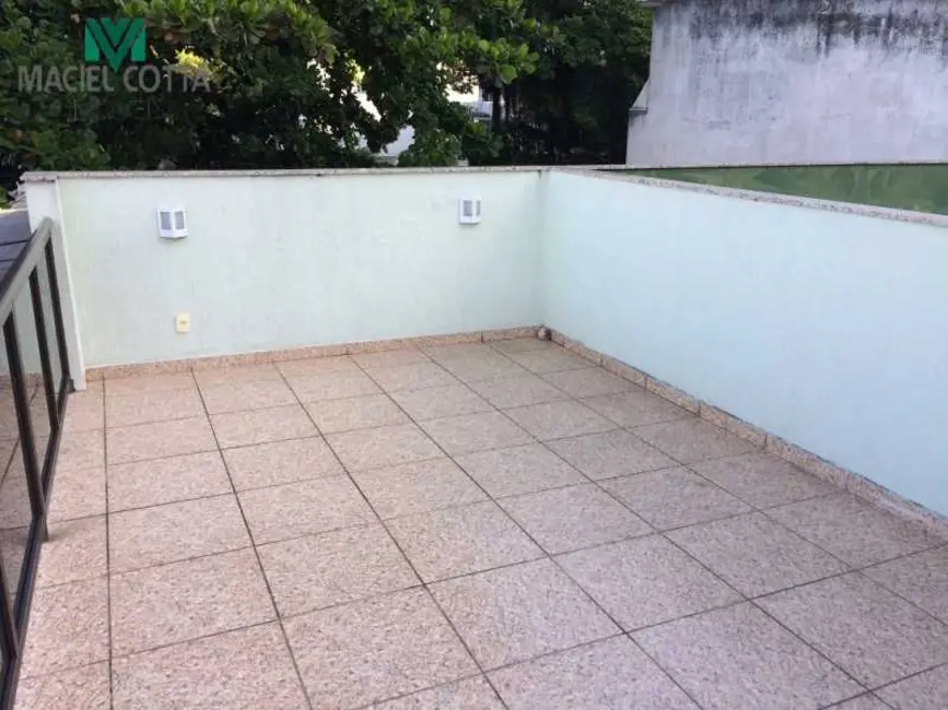 Foto 8 de Casa com 3 quartos à venda, 205m2 em Rio De Janeiro - RJ