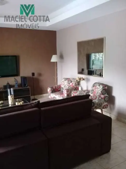 Foto 2 de Casa com 5 quartos à venda em Rio De Janeiro - RJ