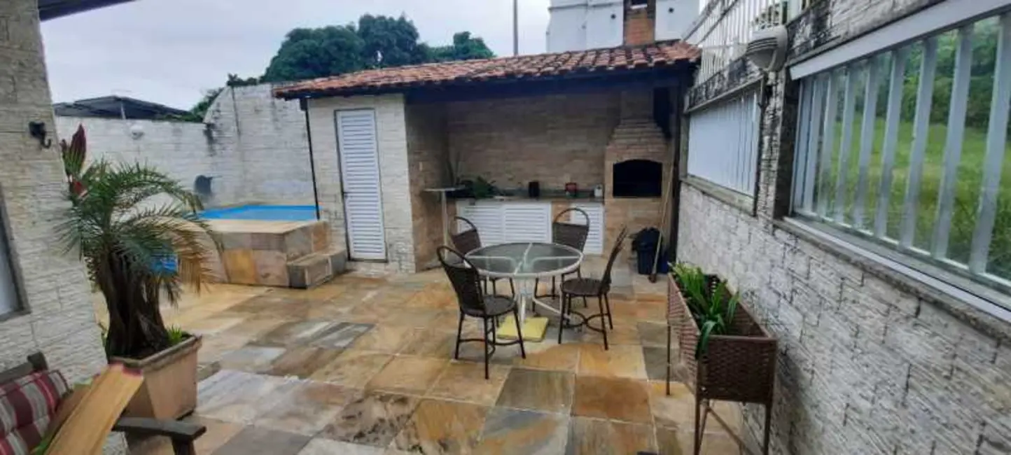 Cobertura com 2 quartos à venda em Rio De Janeiro - RJ - imagem 3 Foto 3 de Cobertura com 2 quartos à venda em Rio De Janeiro - RJ