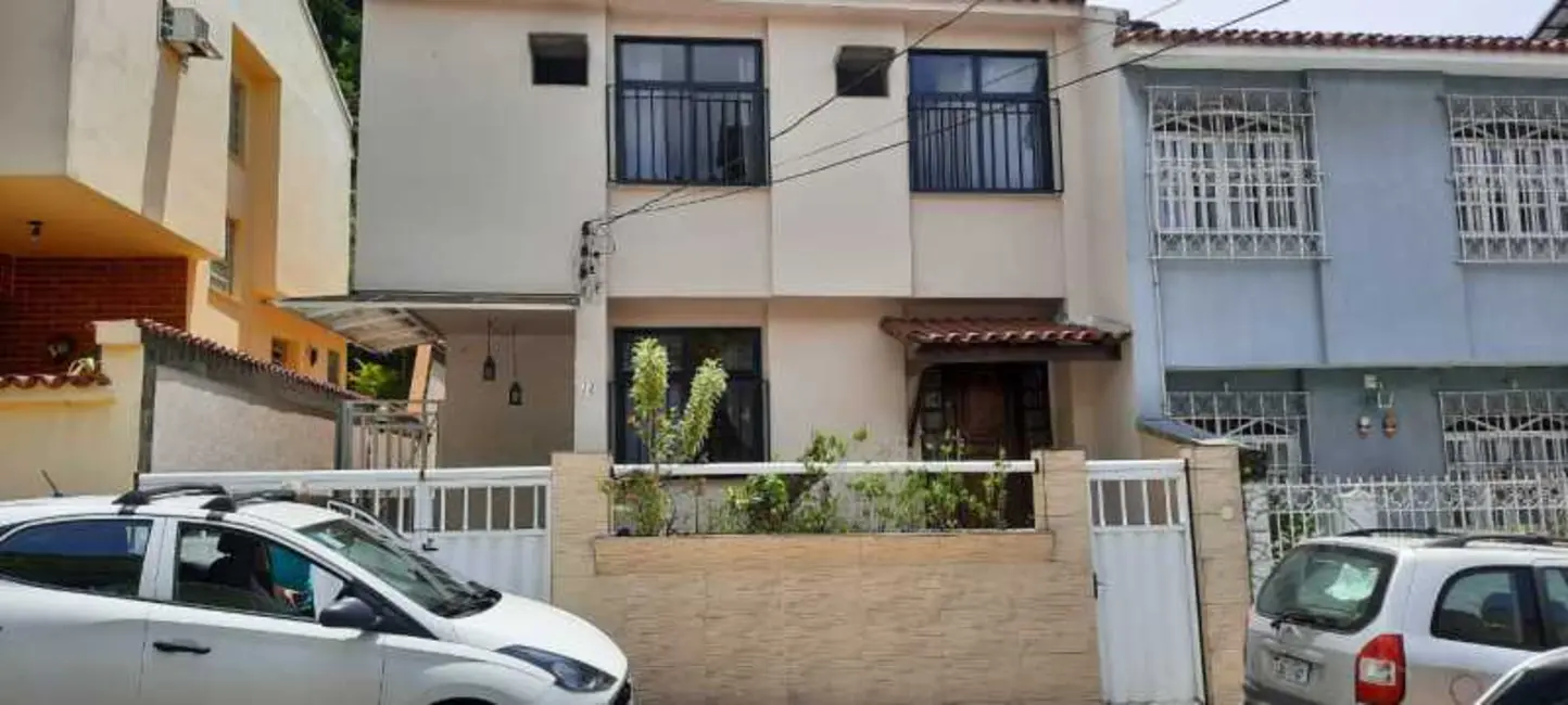 Foto 1 de Casa de Condomínio com 3 quartos à venda, 140m2 em Rio De Janeiro - RJ