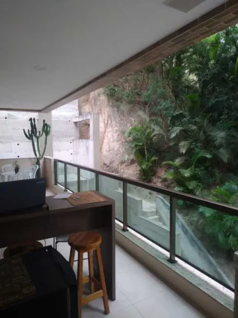 Foto 4 de Apartamento com 2 quartos à venda, 90m2 em Rio De Janeiro - RJ