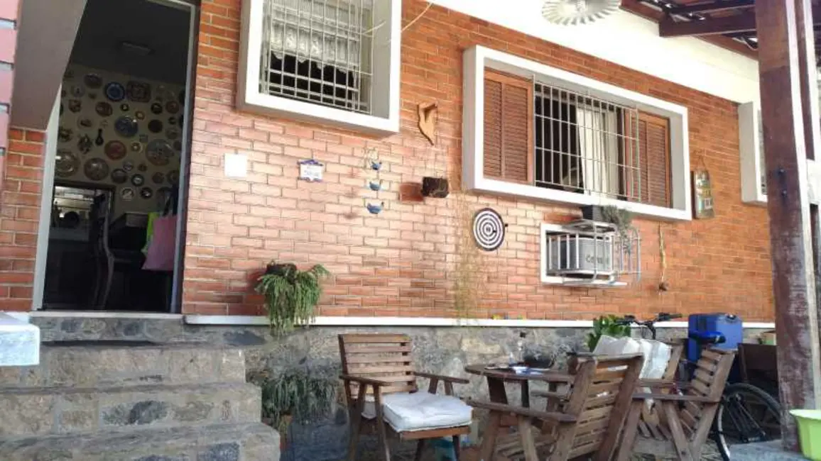 Foto 4 de Casa com 4 quartos à venda, 450m2 em Rio De Janeiro - RJ