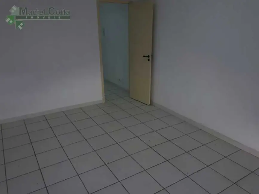 Sala Comercial à venda, 28m2 em Rio De Janeiro - RJ - imagem 3 Foto 3 de Sala Comercial à venda, 28m2 em Rio De Janeiro - RJ