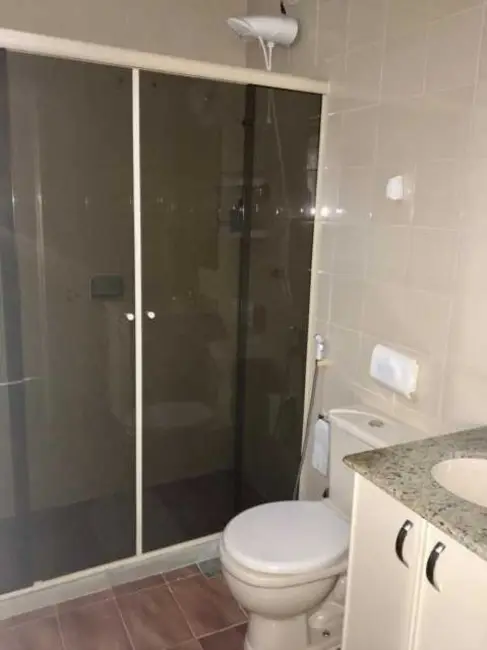 Apartamento com 3 quartos para alugar, 130m2 em Rio De Janeiro - RJ - imagem 4 Foto 4 de Apartamento com 3 quartos para alugar, 130m2 em Rio De Janeiro - RJ