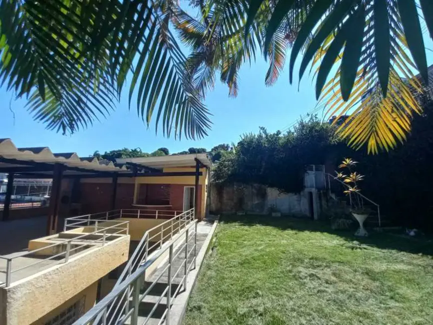 Casa com 3 quartos à venda, 196m2 em Rio De Janeiro - RJ - imagem 2 Foto 2 de Casa com 3 quartos à venda, 196m2 em Rio De Janeiro - RJ