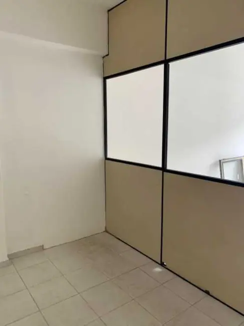 Sala Comercial para alugar, 25m2 em Rio De Janeiro - RJ - imagem 4 Foto 4 de Sala Comercial para alugar, 25m2 em Rio De Janeiro - RJ
