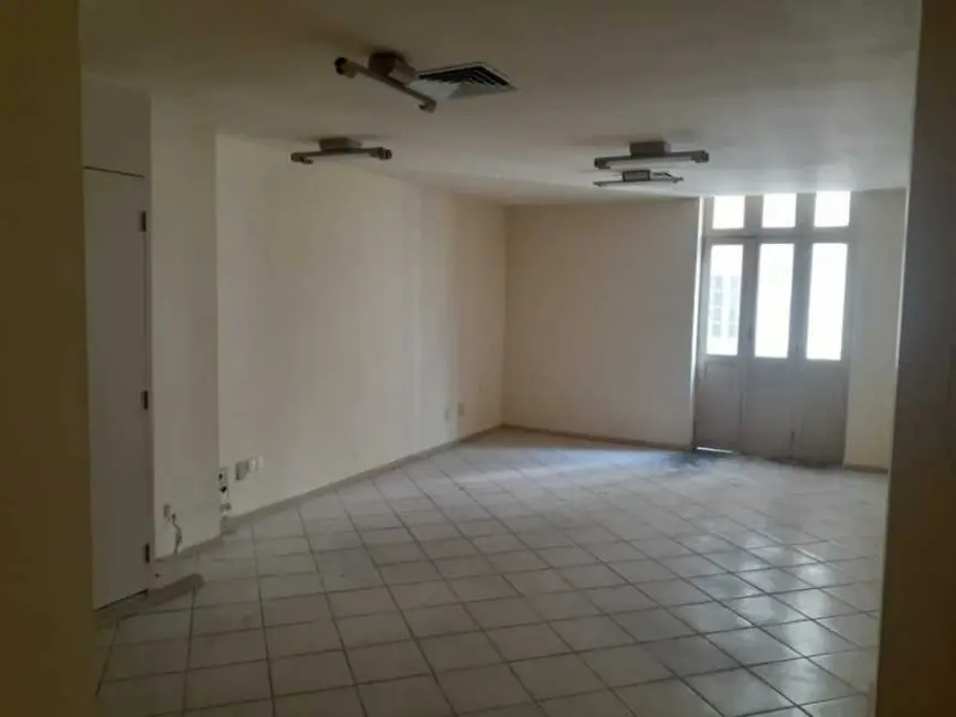 Foto 2 de Sala Comercial à venda e para alugar, 36m2 em Rio De Janeiro - RJ