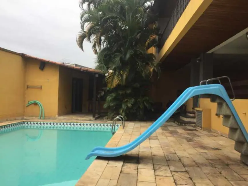 Foto 3 de Casa com 4 quartos à venda em Rio De Janeiro - RJ