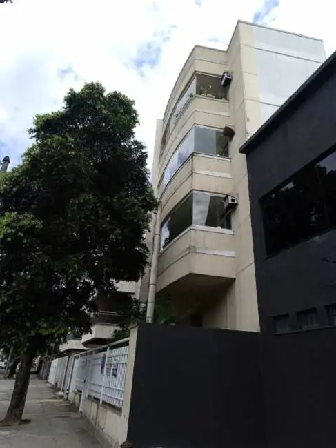 Foto 2 de Apartamento com 2 quartos à venda, 70m2 em Rio De Janeiro - RJ