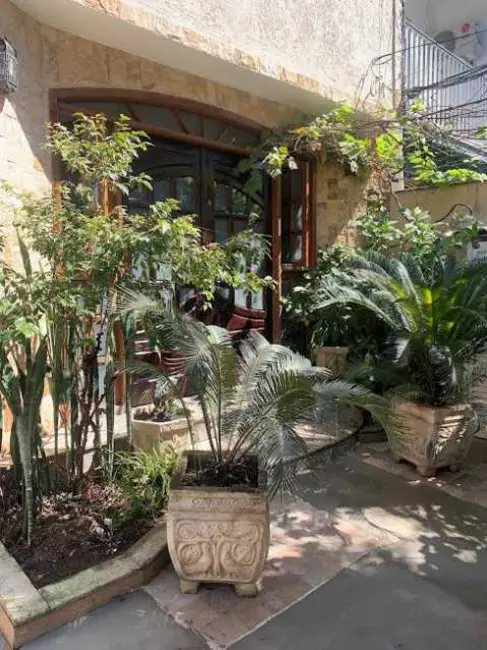 Foto 3 de Casa com 3 quartos à venda, 300m2 em Rio De Janeiro - RJ