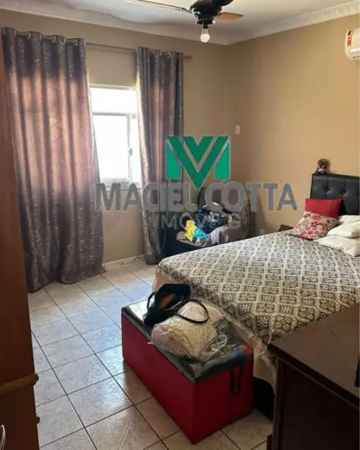 Foto 3 de Casa com 3 quartos à venda, 300m2 em Rio De Janeiro - RJ