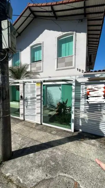 Foto 1 de Casa com 4 quartos à venda, 300m2 em Rio De Janeiro - RJ