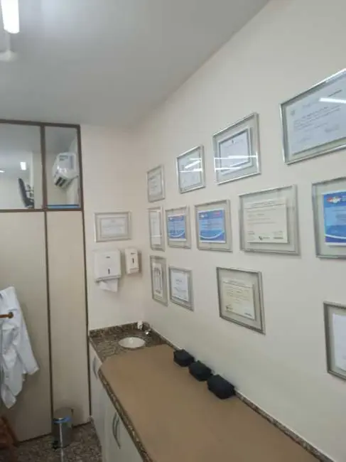 Sala Comercial à venda, 34m2 em Rio De Janeiro - RJ - imagem 4 Foto 4 de Sala Comercial à venda, 34m2 em Rio De Janeiro - RJ