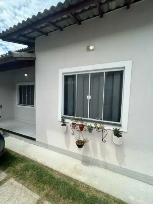 Foto 1 de Casa de Condomínio com 2 quartos à venda, 60m2 em Marica - RJ