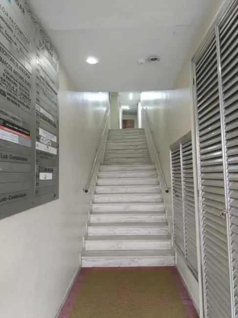 Sala Comercial à venda, 33m2 em Rio De Janeiro - RJ - imagem 3 Foto 3 de Sala Comercial à venda, 33m2 em Rio De Janeiro - RJ