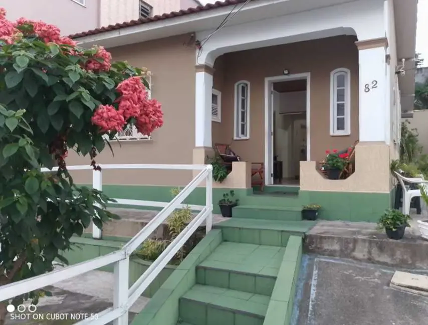 Foto 1 de Casa com 2 quartos à venda, 66m2 em Rio De Janeiro - RJ