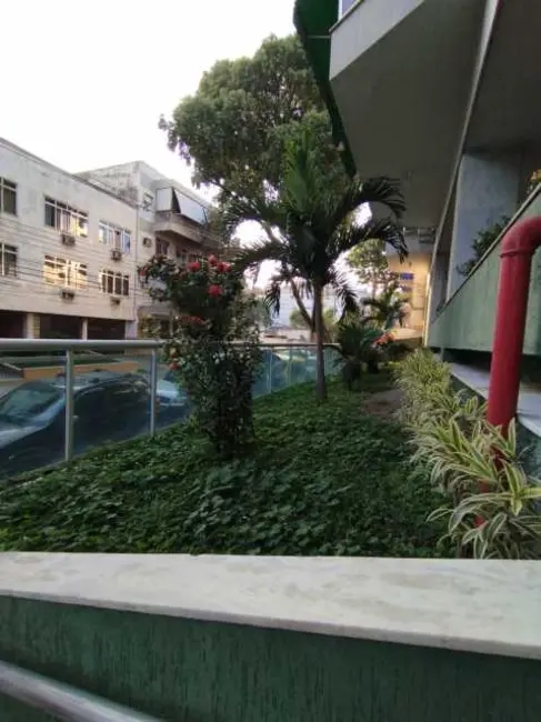 Foto 2 de Apartamento com 2 quartos à venda, 65m2 em Rio De Janeiro - RJ