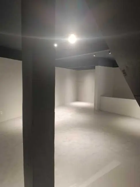 Armazém / Galpão à venda e para alugar, 184m2 em Rio De Janeiro - RJ - imagem 7 Foto 7 de Armazém / Galpão à venda e para alugar, 184m2 em Rio De Janeiro - RJ