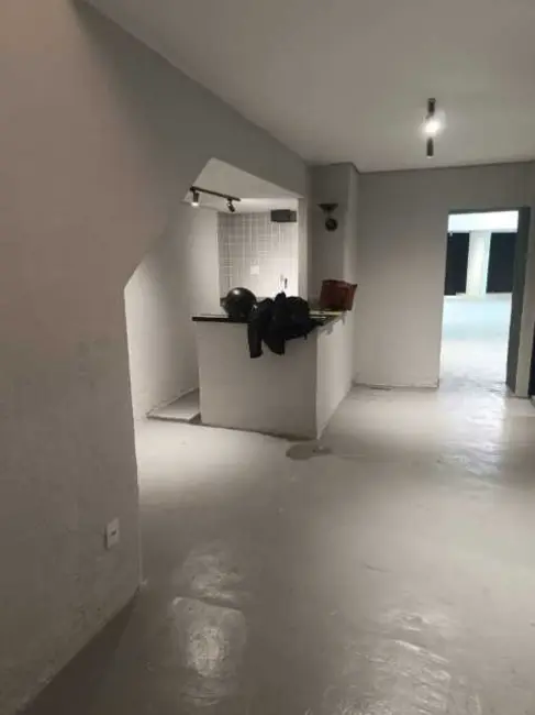 Armazém / Galpão à venda e para alugar, 184m2 em Rio De Janeiro - RJ - imagem 9 Foto 9 de Armazém / Galpão à venda e para alugar, 184m2 em Rio De Janeiro - RJ
