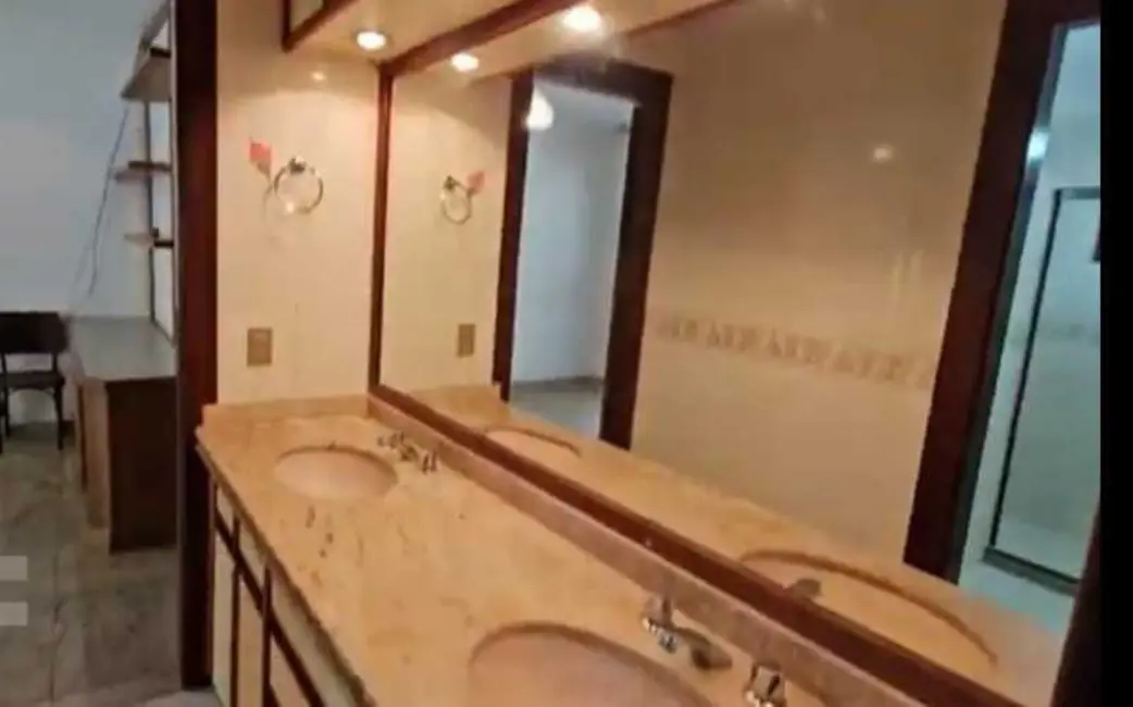 Casa de Condomínio com 6 quartos à venda em Rio De Janeiro - RJ - imagem 8 Foto 8 de Casa de Condomínio com 6 quartos à venda em Rio De Janeiro - RJ