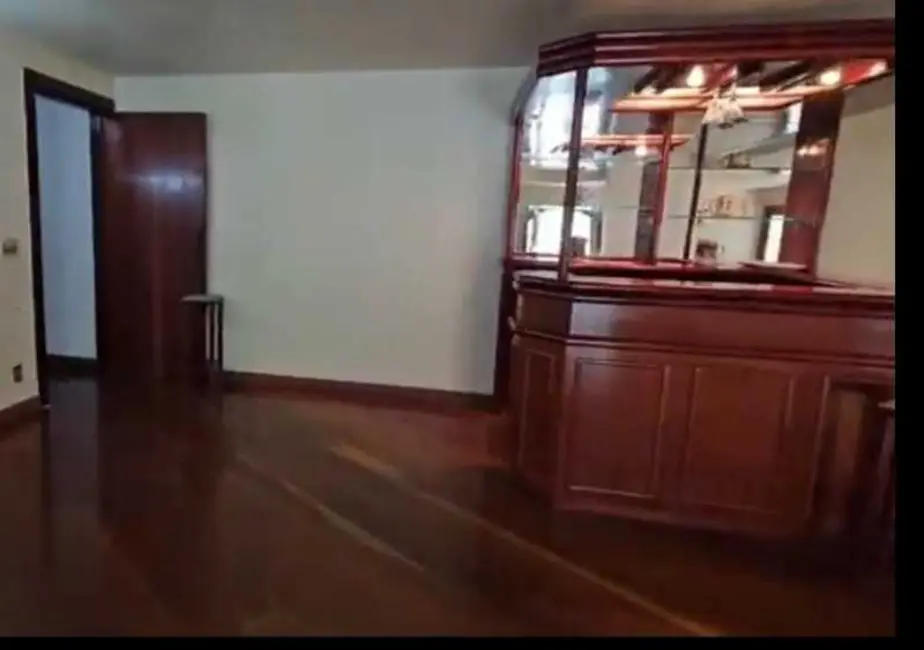 Casa de Condomínio com 6 quartos à venda em Rio De Janeiro - RJ - imagem 4 Foto 4 de Casa de Condomínio com 6 quartos à venda em Rio De Janeiro - RJ