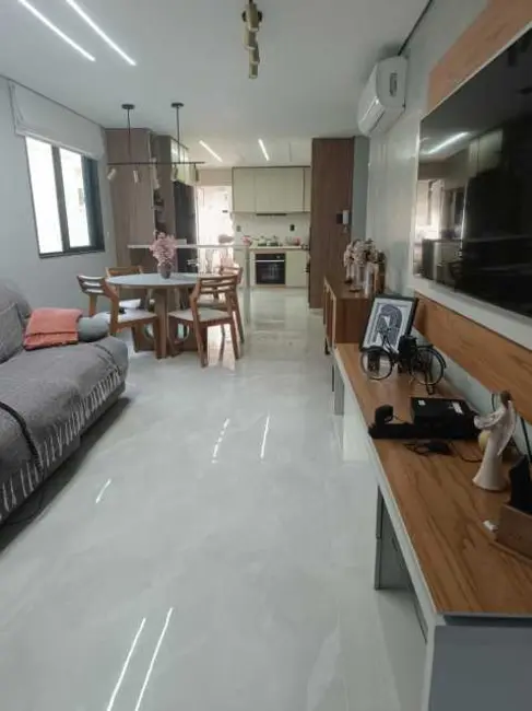 Apartamento com 3 quartos à venda, 170m2 em Rio De Janeiro - RJ - imagem 8 Foto 8 de Apartamento com 3 quartos à venda, 170m2 em Rio De Janeiro - RJ