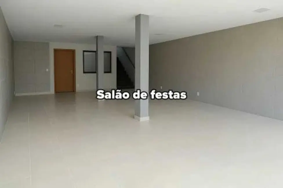 Casa com 4 quartos à venda, 330m2 em Rio De Janeiro - RJ - imagem 3 Foto 3 de Casa com 4 quartos à venda, 330m2 em Rio De Janeiro - RJ