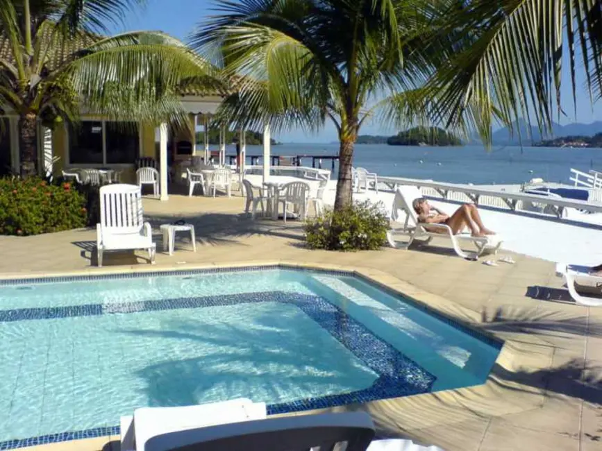 Casa de Condomínio com 4 quartos à venda, 230m2 em Angra Dos Reis - RJ - imagem 1 Foto 1 de Casa de Condomínio com 4 quartos à venda, 230m2 em Angra Dos Reis - RJ