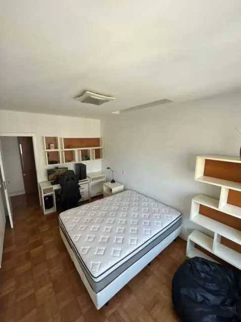 Foto 9 de Apartamento com 3 quartos à venda, 250m2 em Rio De Janeiro - RJ