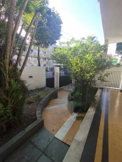 Foto 2 de Casa com 3 quartos à venda, 561m2 em Rio De Janeiro - RJ