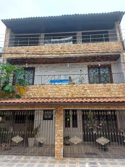 Foto 1 de Casa com 5 quartos à venda, 240m2 em Rio De Janeiro - RJ