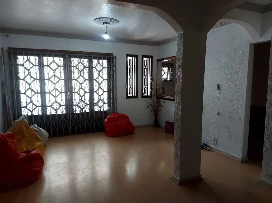Casa com 5 quartos à venda, 240m2 em Rio De Janeiro - RJ - imagem 5 Foto 5 de Casa com 5 quartos à venda, 240m2 em Rio De Janeiro - RJ