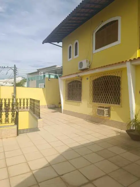 Foto 2 de Casa com 5 quartos à venda, 528m2 em Rio De Janeiro - RJ