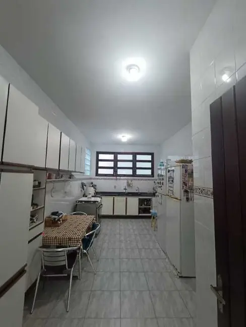 Foto 7 de Casa com 4 quartos à venda, 280m2 em Rio De Janeiro - RJ