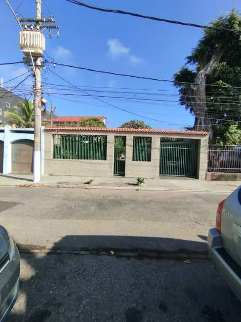 Foto 2 de Casa com 2 quartos à venda, 600m2 em Rio De Janeiro - RJ