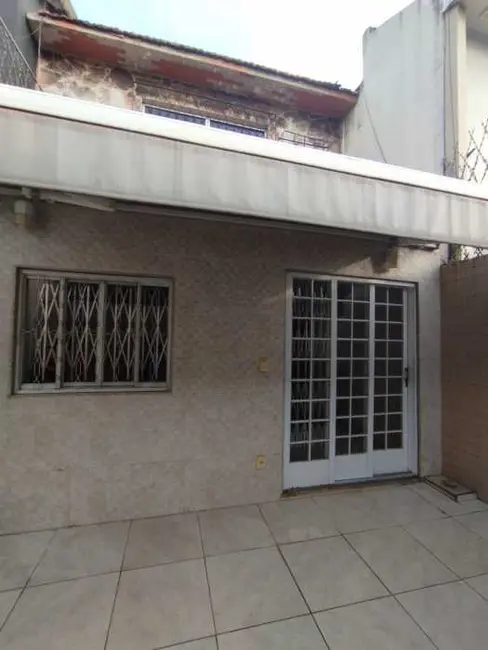 Foto 2 de Casa com 2 quartos à venda, 70m2 em Rio De Janeiro - RJ