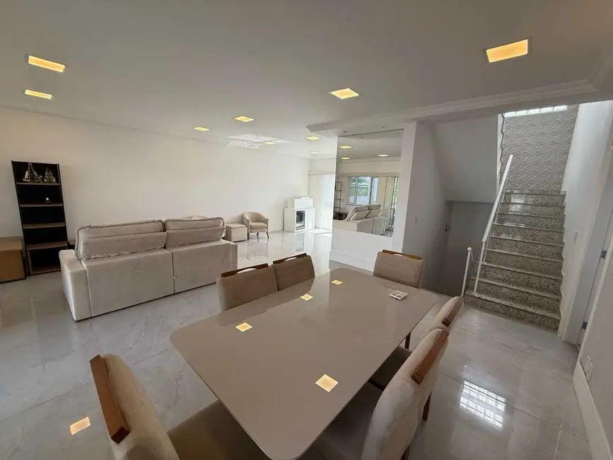 Foto 9 de Casa com 4 quartos à venda, 450m2 em Rio De Janeiro - RJ