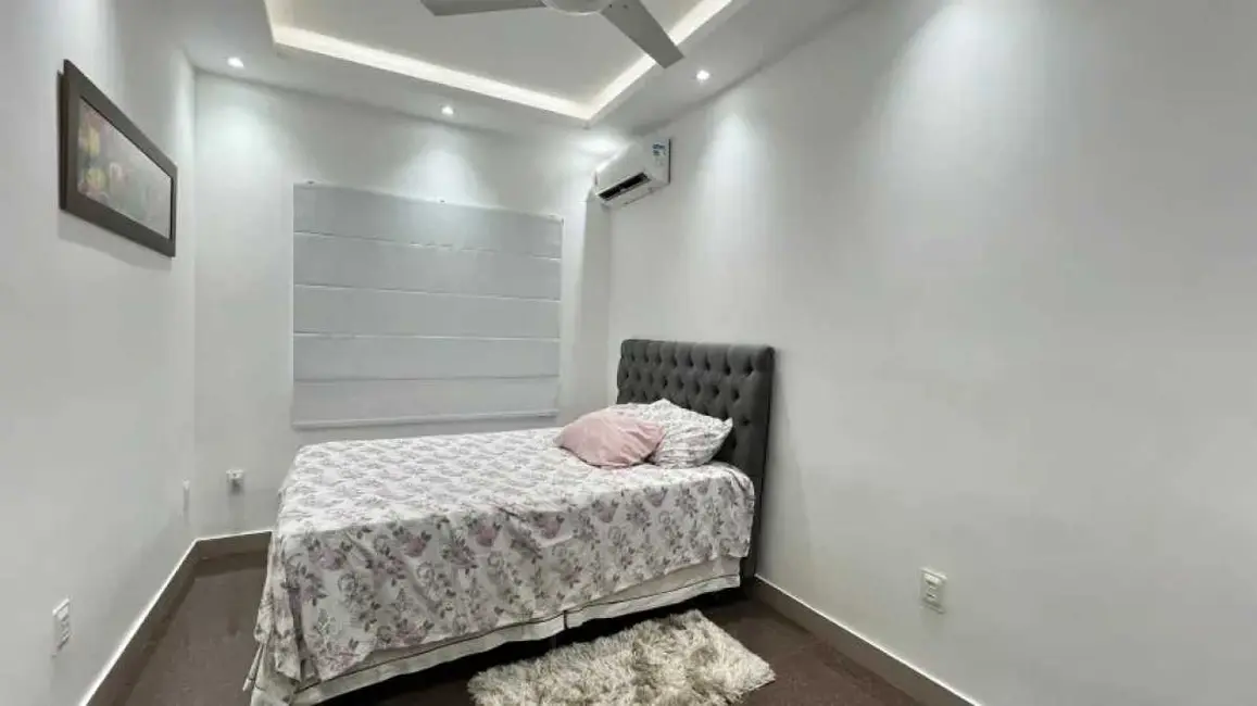 Casa de Condomínio com 3 quartos à venda, 110m2 em Rio De Janeiro - RJ - imagem 5 Foto 5 de Casa de Condomínio com 3 quartos à venda, 110m2 em Rio De Janeiro - RJ