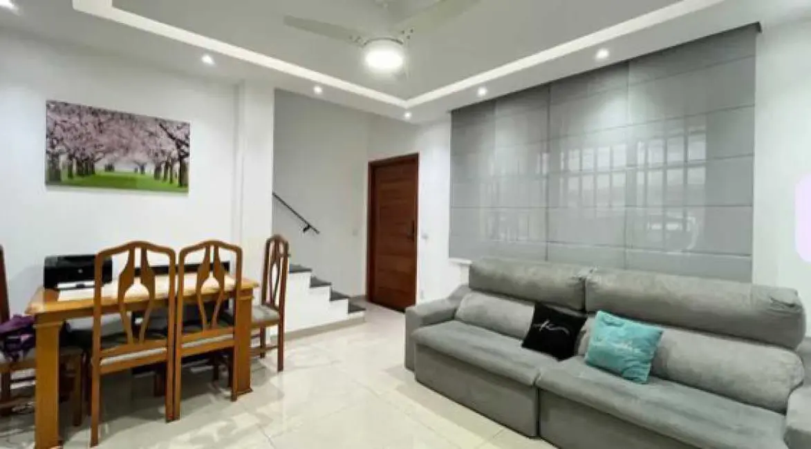 Casa de Condomínio com 3 quartos à venda, 110m2 em Rio De Janeiro - RJ - imagem 3 Foto 3 de Casa de Condomínio com 3 quartos à venda, 110m2 em Rio De Janeiro - RJ