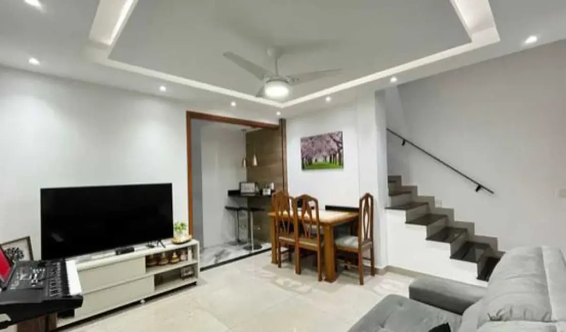 Casa de Condomínio com 3 quartos à venda, 110m2 em Rio De Janeiro - RJ - imagem 2 Foto 2 de Casa de Condomínio com 3 quartos à venda, 110m2 em Rio De Janeiro - RJ