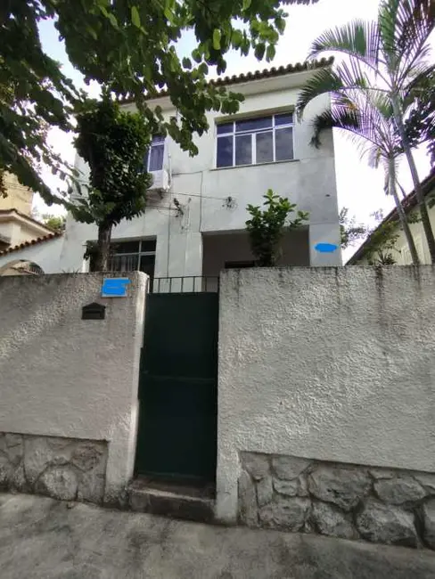 Foto 1 de Casa com 4 quartos à venda, 160m2 em Rio De Janeiro - RJ