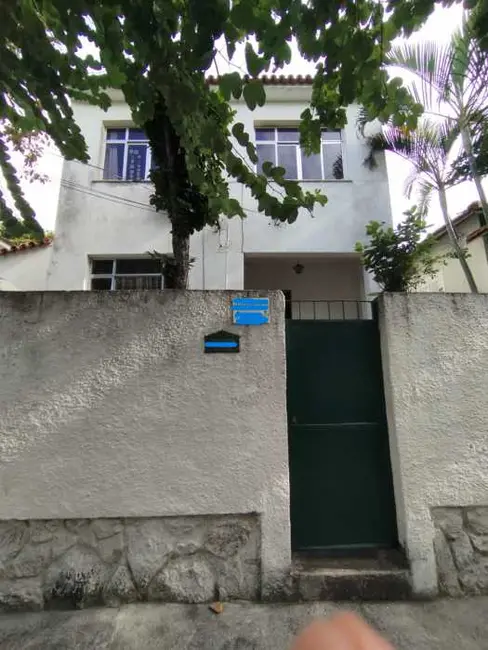 Casa com 4 quartos à venda, 160m2 em Rio De Janeiro - RJ - imagem 2 Foto 2 de Casa com 4 quartos à venda, 160m2 em Rio De Janeiro - RJ