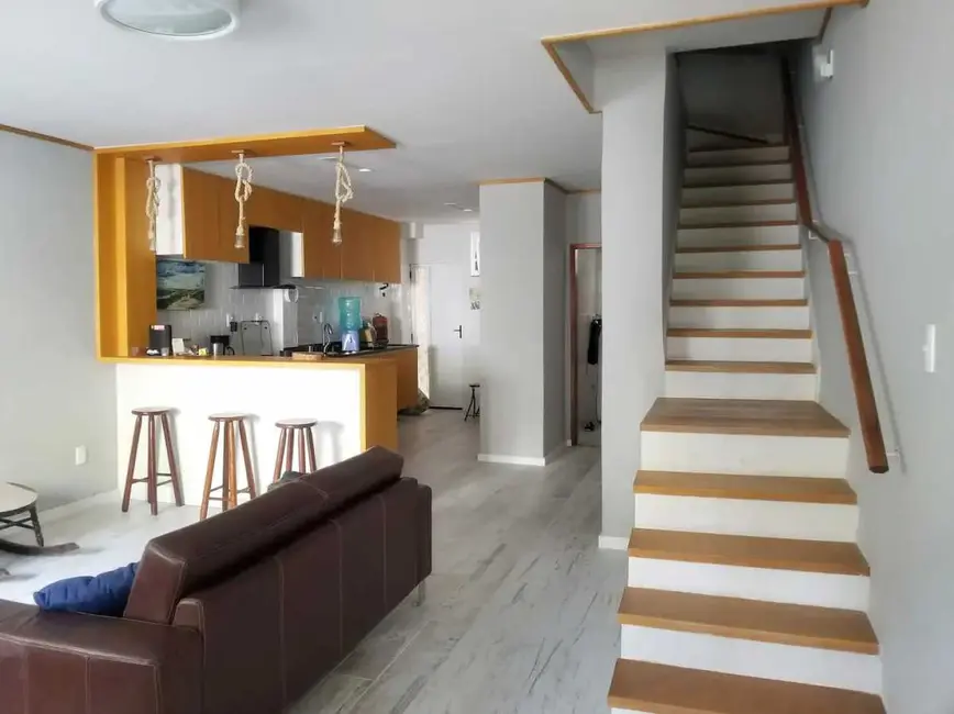 Foto 3 de Casa de Condomínio com 2 quartos à venda, 95m2 em Rio De Janeiro - RJ