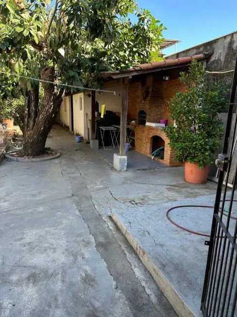 Casa com 4 quartos à venda, 165m2 em Rio De Janeiro - RJ - imagem 3 Foto 3 de Casa com 4 quartos à venda, 165m2 em Rio De Janeiro - RJ