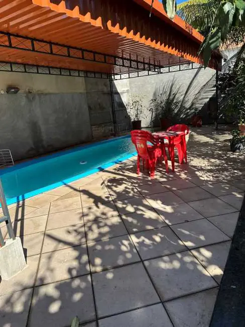 Casa com 4 quartos à venda, 165m2 em Rio De Janeiro - RJ - imagem 5 Foto 5 de Casa com 4 quartos à venda, 165m2 em Rio De Janeiro - RJ