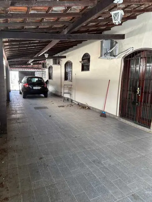 Casa com 4 quartos à venda, 165m2 em Rio De Janeiro - RJ - imagem 4 Foto 4 de Casa com 4 quartos à venda, 165m2 em Rio De Janeiro - RJ